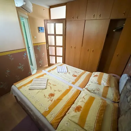 Budai Apartmanhaz Hajduszoboszlo Exterior photo